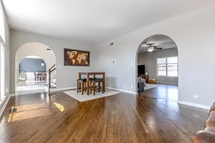 1801 N Dover Ct, Arlington Heights, IL 60004 - Photo 9