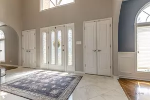 1801 N Dover Ct, Arlington Heights, IL 60004 - Photo 3