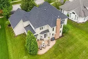 2532 Dewes Ln, Naperville, IL 60564 - Photo 3