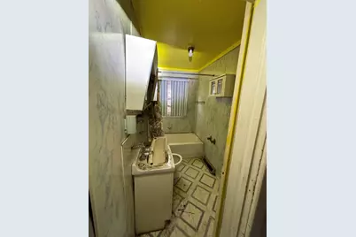 7843 S Langley Avenue, Chicago, IL 60619 - Photo 31