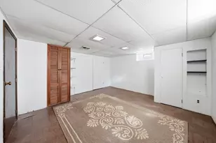 211 Waltham St, Calumet City, IL 60409 - Photo 15
