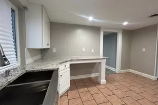 532 N Randall Rd, Aurora, IL 60506 - Photo 15