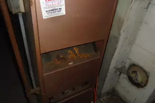 302 161st St, Calumet City, IL 60409 - Photo 15