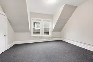 835 Oak St, Elgin, IL 60123 - Photo 29