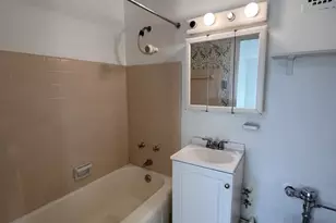 708 W Bittersweet Pl, Chicago, IL 60613 - Photo 15