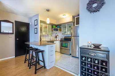 2740 N Pine Grove Avenue #4F, Chicago, IL 60614 - Photo 7