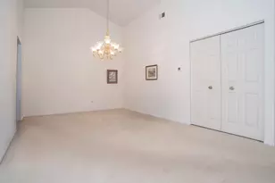 538 Banyon Lane, La Grange, IL 60525 - Photo 5