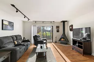 712 Tipperary Ct, Schaumburg, IL 60193 - Photo 3