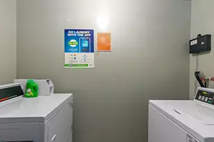 712 Tipperary Ct, Schaumburg, IL 60193 - Photo 17