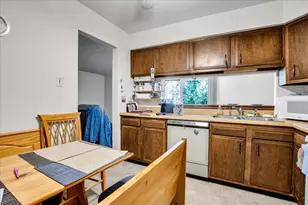 11301 Sycamore Ln, Palos Hills, IL 60465 - Photo 7