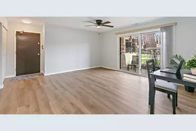 112 Mullingar Court #1A, Schaumburg, IL 60193 - Photo 3