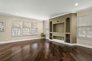 342 Comstock Dr, Elgin, IL 60124 - Photo 15