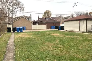 10542 S Artesian Ave, Chicago, IL 60655 - Photo 23