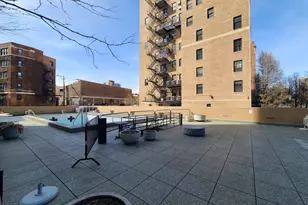 2400 N Lakeview Ave, Chicago, IL 60614 - Photo 23