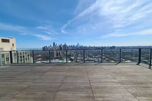 2400 N Lakeview Ave, Chicago, IL 60614 - Photo 15