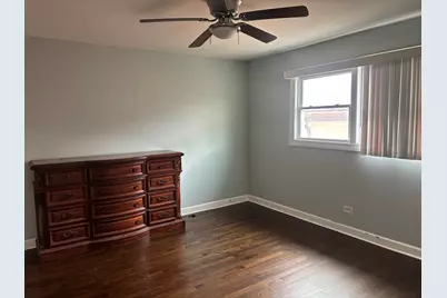 5246 N Liano Avenue, Chicago, IL 60630 - Photo 5