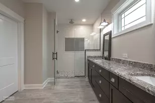 8775 Doe Ct, Yorkville, IL 60560 - Photo 9