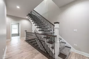8775 Doe Ct, Yorkville, IL 60560 - Photo 5