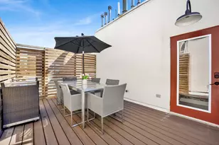 1235 W George St, Chicago, IL 60657 - Photo 33