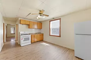 8360 S Baker Ave, Chicago, IL 60617 - Photo 15