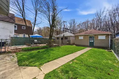 8360 S Baker Avenue, Chicago, IL 60617 - Photo 33