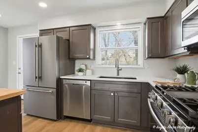 410 W Mueller Street, Arlington Heights, IL 60004 - Photo 11