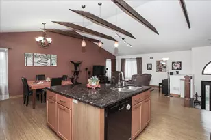 119 Salem Dr S, Schaumburg, IL 60193 - Photo 5