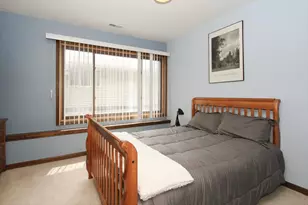 119 Salem Dr S, Schaumburg, IL 60193 - Photo 19