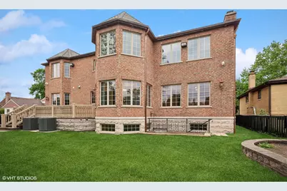 3832 W Chase Avenue, Lincolnwood, IL 60712 - Photo 45