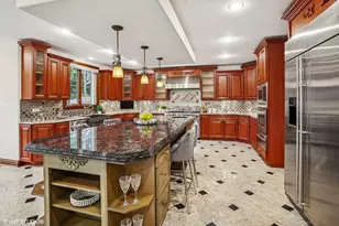 3832 W Chase Ave, Lincolnwood, IL 60712 - Photo 7