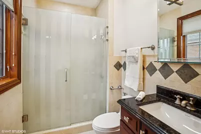 3832 W Chase Avenue, Lincolnwood, IL 60712 - Photo 31