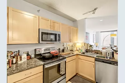 222 N Columbus Drive #3207, Chicago, IL 60601 - Photo 3