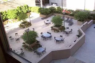 222 N Columbus Dr, Chicago, IL 60601 - Photo 3