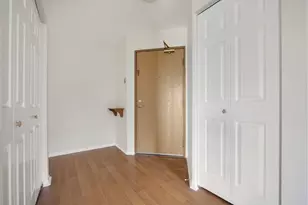 93 N Victoria Ln, Streamwood, IL 60107 - Photo 5