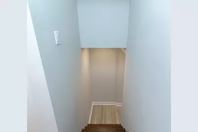 4940 Coyle Avenue, Skokie, IL 60077 - Photo 21