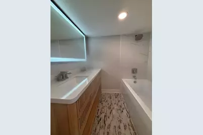 4940 Coyle Avenue, Skokie, IL 60077 - Photo 25