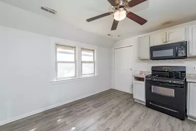 644 Lenox Avenue, Waukegan, IL 60085 - Photo 19