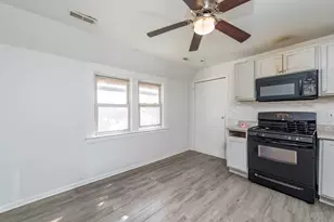 644 Lenox Ave, Waukegan, IL 60085 - Photo 19