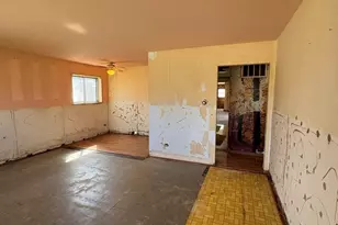 17226 Community St, Lansing, IL 60438 - Photo 3