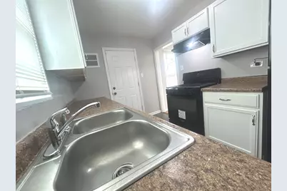 2058 Downey Road, Homewood, IL 60430 - Photo 7