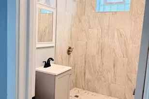 3821 W Fillmore St, Chicago, IL 60624 - Photo 11