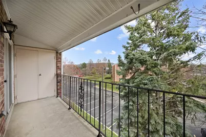 540 Biesterfield Road #305, Elk Grove Village, IL 60007 - Photo 7