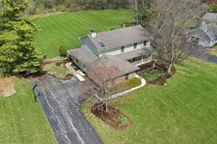 5720 Springs Blvd, Crystal Lake, IL 60012 - Photo 17