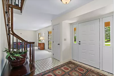 5720 Springs Boulevard, Crystal Lake, IL 60012 - Photo 3
