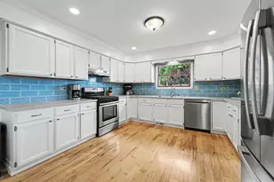 3604 192nd St, Lansing, IL 60438 - Photo 7