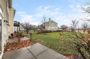 708 Woodewind Dr, Naperville, IL 60563 - Photo 3