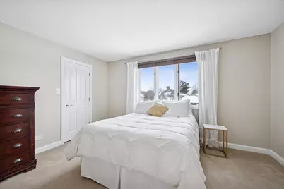 8401 Golfview Drive, Orland Park, IL 60462 - Photo 23