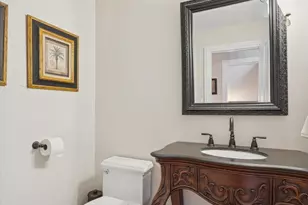 8401 Golfview Dr, Orland Park, IL 60462 - Photo 13