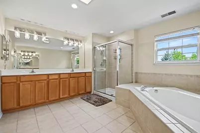 2715 Forest Creek Lane, Naperville, IL 60565 - Photo 21