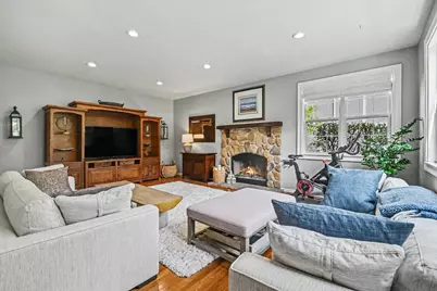 2715 Forest Creek Lane, Naperville, IL 60565 - Photo 9